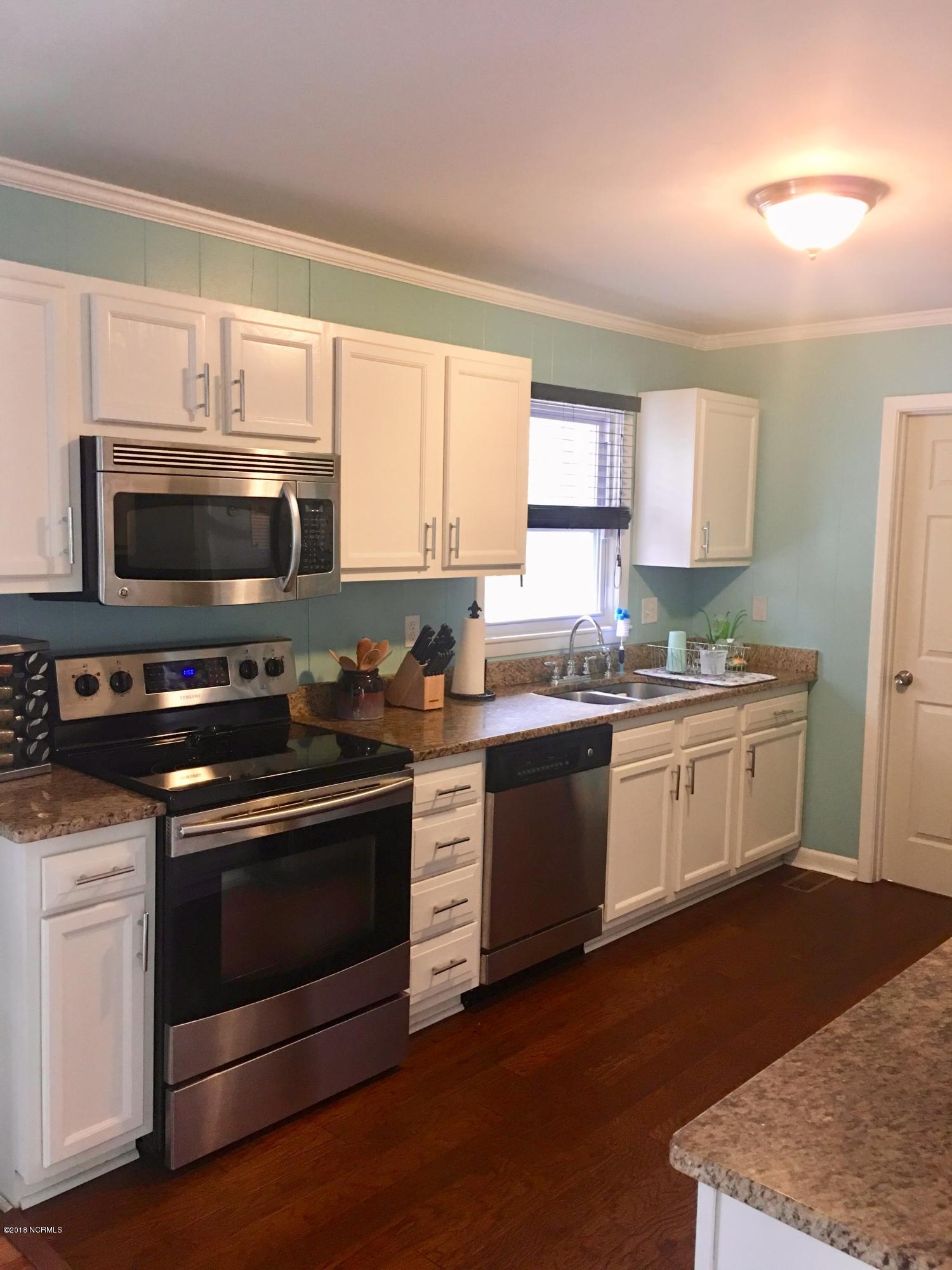 1430 Robin Hood Road Wilmington, NC 28401 - Photo 9 of 35 KIT2