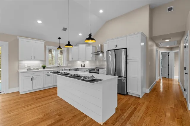 $819,900 | 514 Park Street, Stoughton, MA 02072