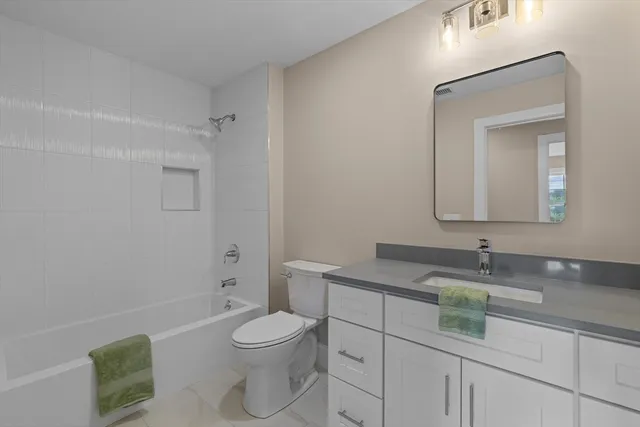 $819,900 | 514 Park Street, Stoughton, MA 02072