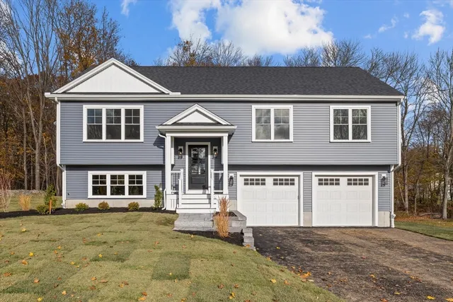 $819,900 | 514 Park Street, Stoughton, MA 02072