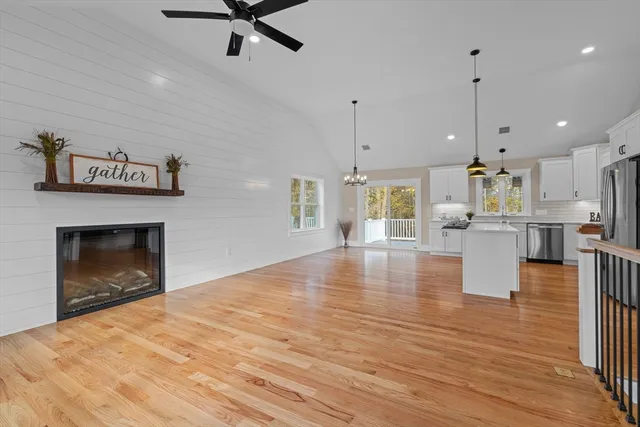 $819,900 | 514 Park Street, Stoughton, MA 02072