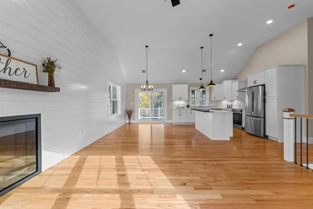 $819,900 | 514 Park Street, Stoughton, MA 02072