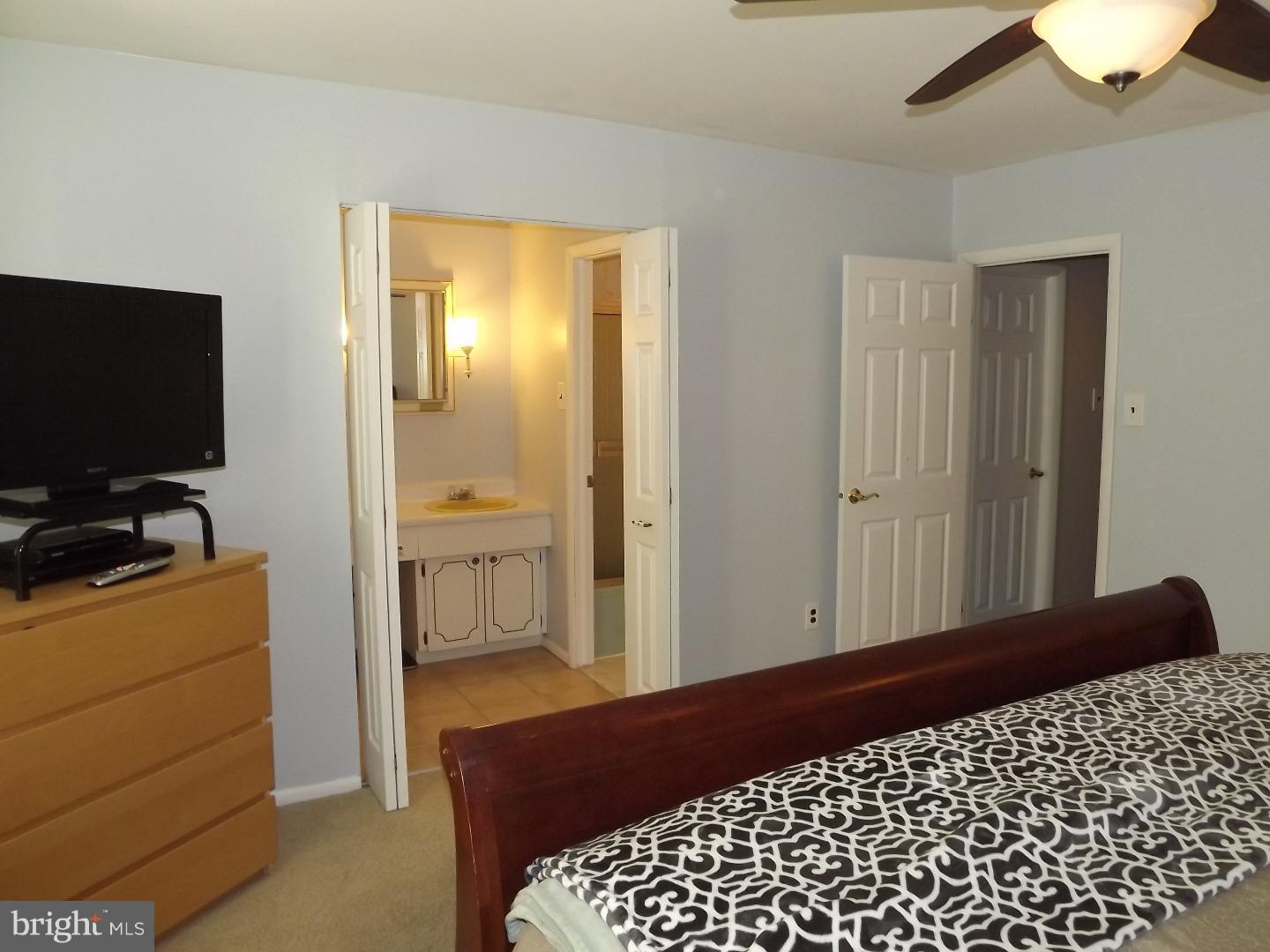 227 Greendale Road Philadelphia, PA 19154 - Photo 9 of 25 Bedroom - Main