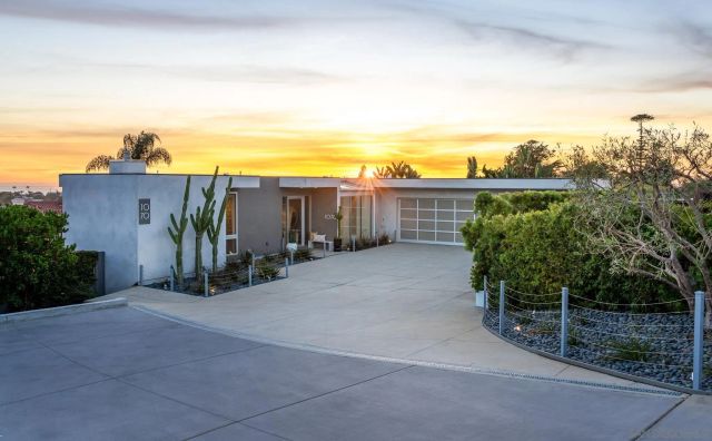 a view of a terrace with skyline