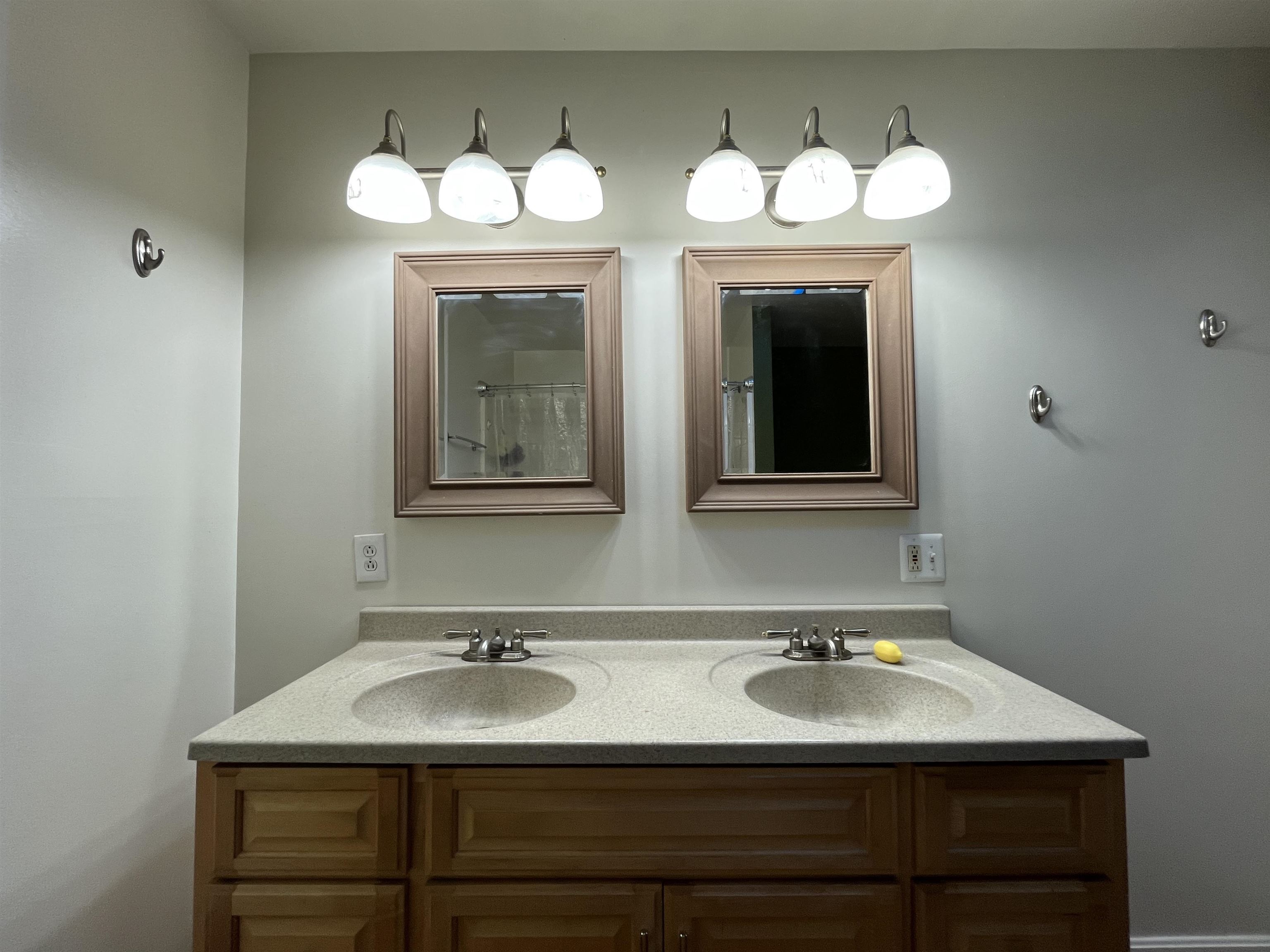 235 Thomas Drive Bristol, VT 05443 - Photo 16 of 40