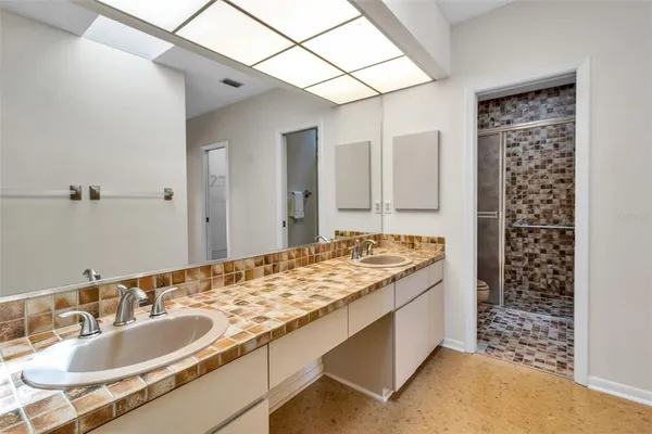 $999,000 | 1732 Pine Harrier Circle, Sarasota, FL 34231