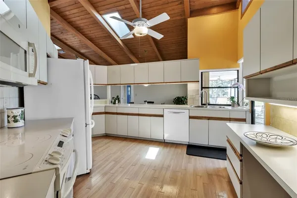 $999,000 | 1732 Pine Harrier Circle, Sarasota, FL 34231