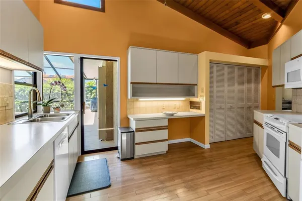 $999,000 | 1732 Pine Harrier Circle, Sarasota, FL 34231