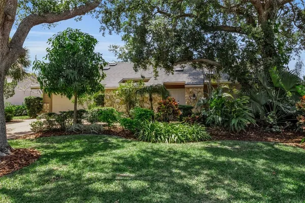 $999,000 | 1732 Pine Harrier Circle, Sarasota, FL 34231