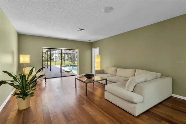 $999,000 | 1732 Pine Harrier Circle, Sarasota, FL 34231