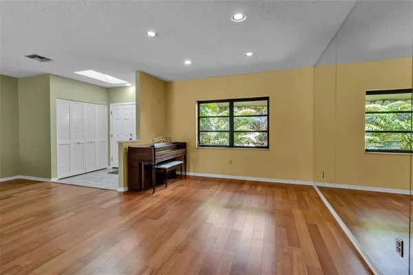 $999,000 | 1732 Pine Harrier Circle, Sarasota, FL 34231