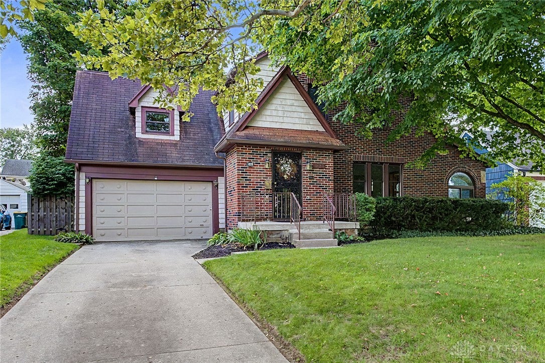 1820 Pembrook Road Springfield, OH 45504 - Photo 3 of 65 Gallery Image 3