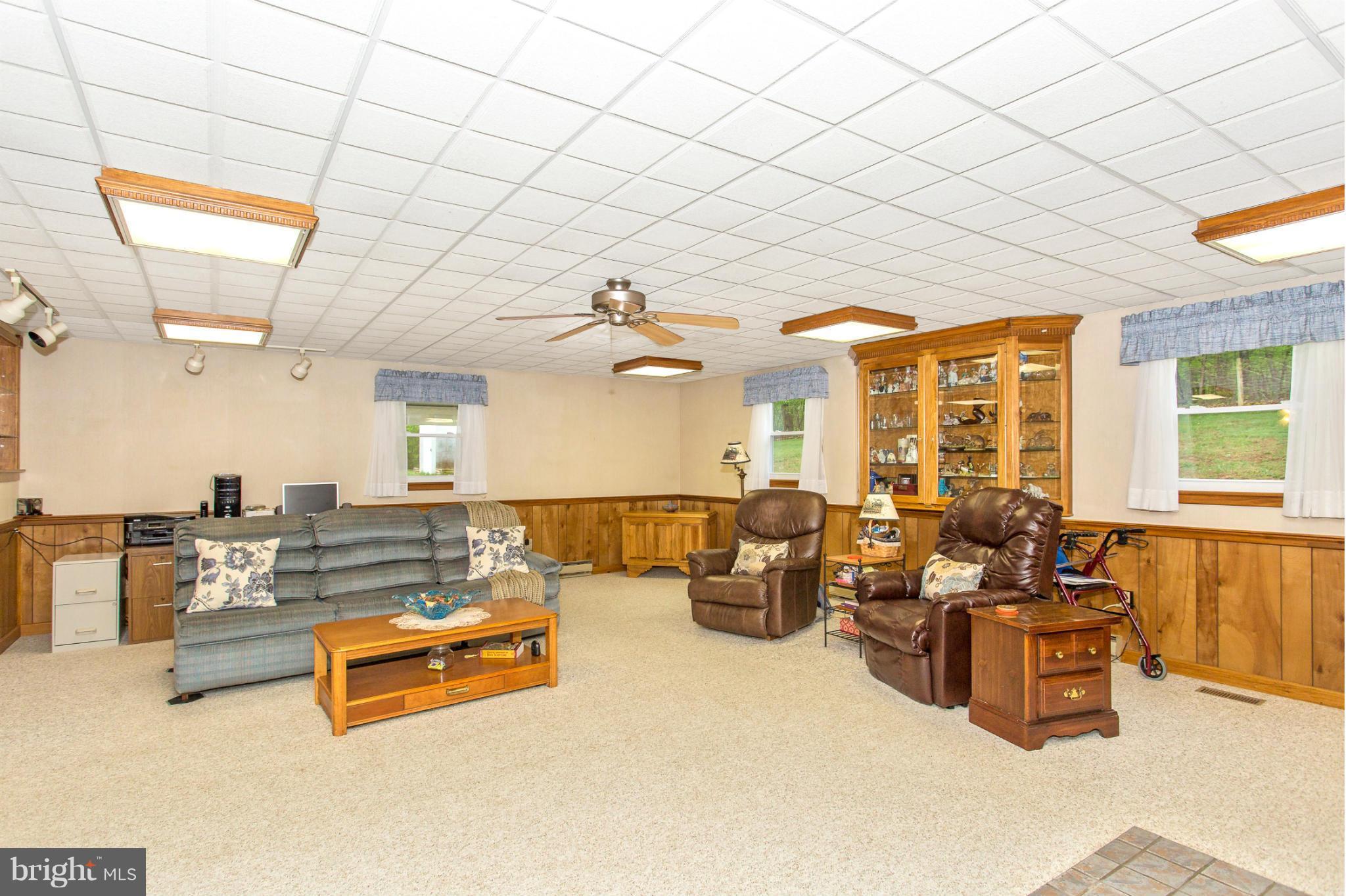 10456 Old Annapolis Road Frederick, MD 21701 - Photo 14 of 30 Family Room w/Wainscoting