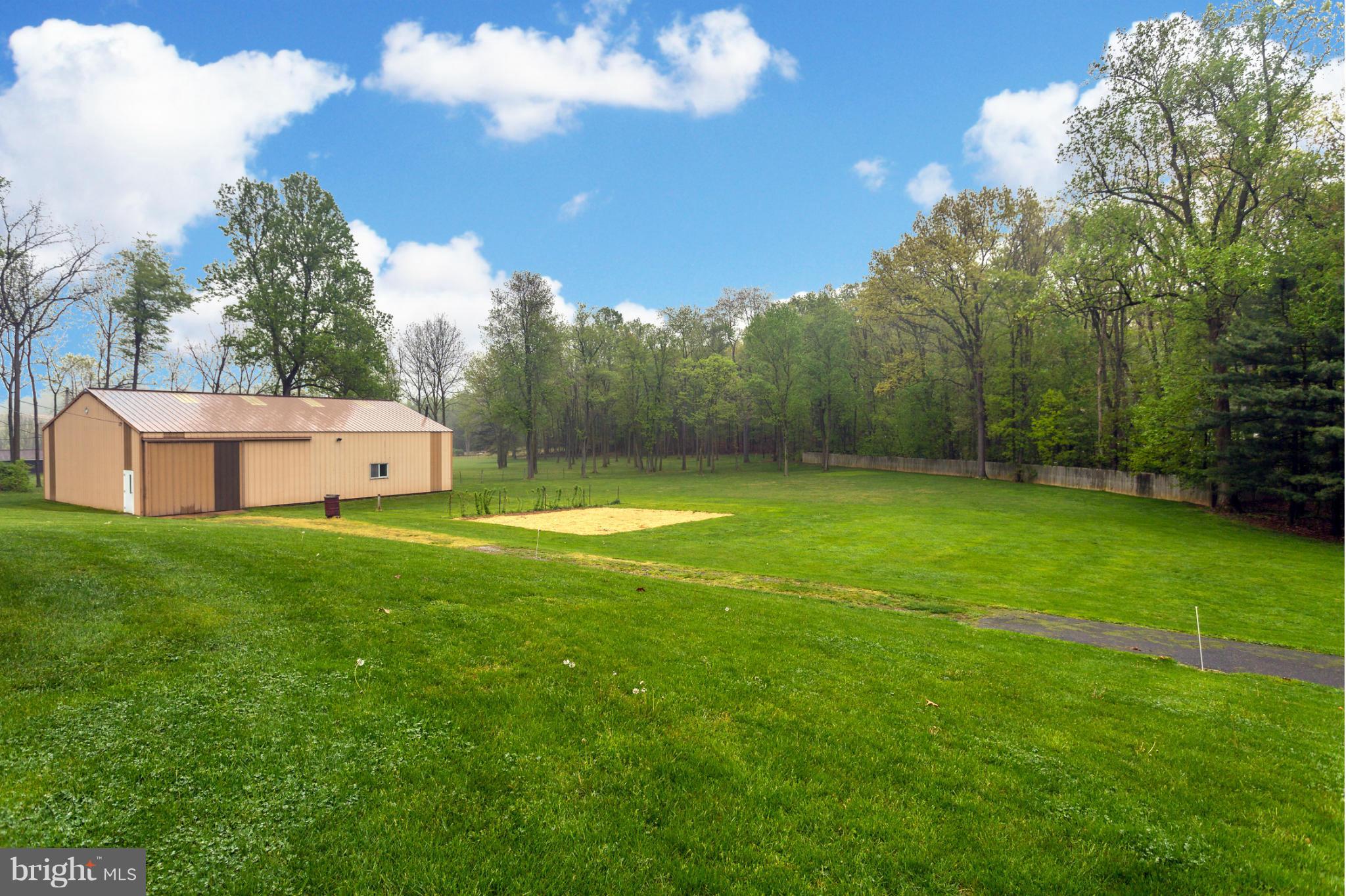10456 Old Annapolis Road Frederick, MD 21701 - Photo 28 of 30 Exterior (General) - Plenty of Gardening Space