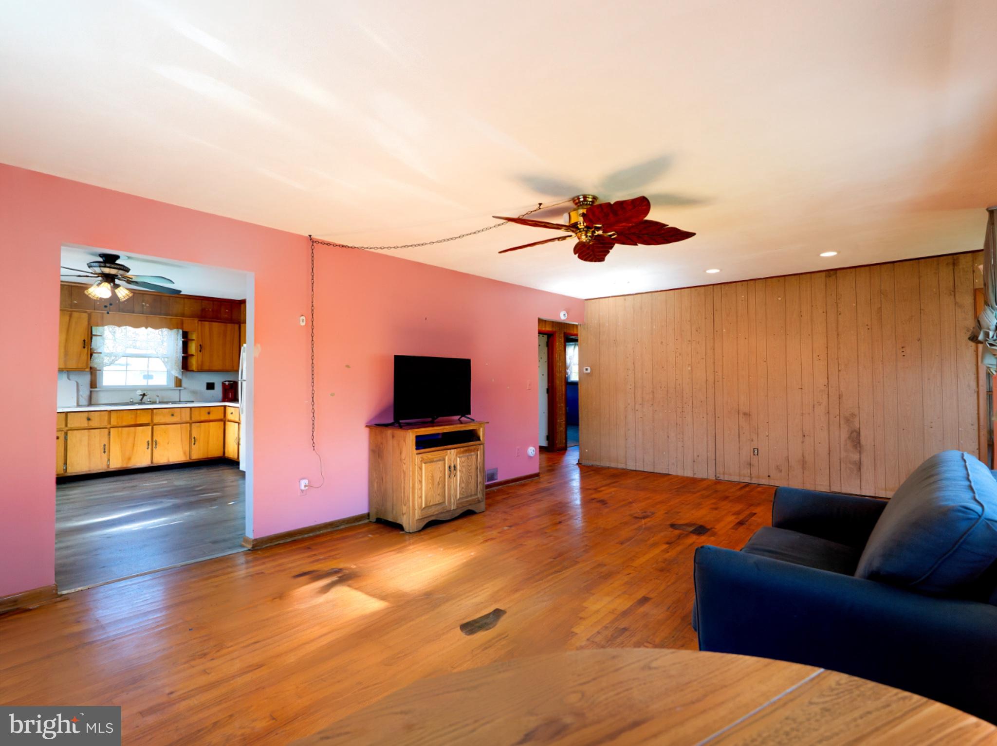 51 Quaker Road Pennsville, NJ 08070 - Photo 15 of 26 Gallery Image 15
