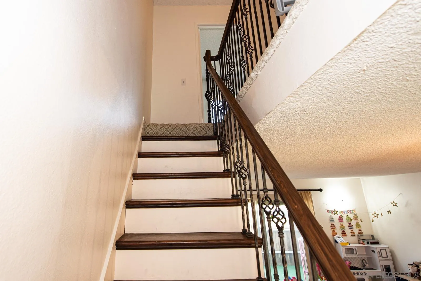 11124 Poblado Road San Diego, CA 92127 - Photo 9 of 26