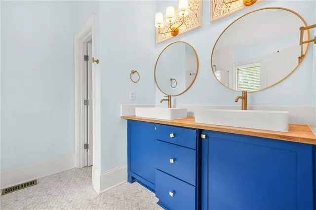 $645,000 | 385 15th Street Northwest, Unit 6, Atlanta, GA 30363