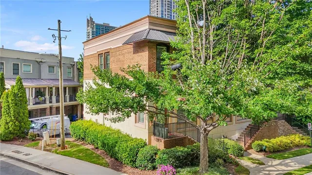 $645,000 | 385 15th Street Northwest, Unit 6, Atlanta, GA 30363