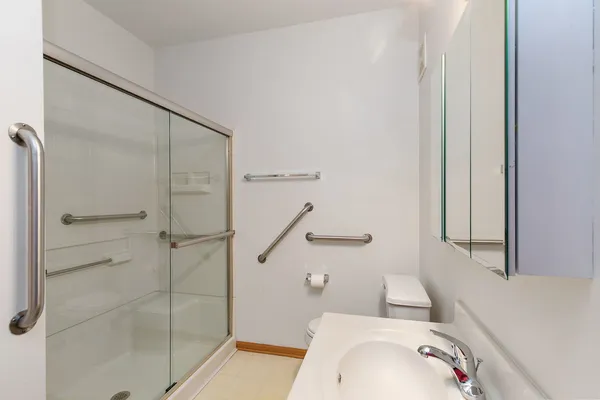 $119,500 | 801 North McLean Boulevard, Unit 156, Elgin, IL 60123