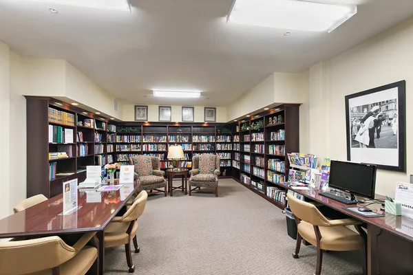 $119,500 | 801 North McLean Boulevard, Unit 156, Elgin, IL 60123