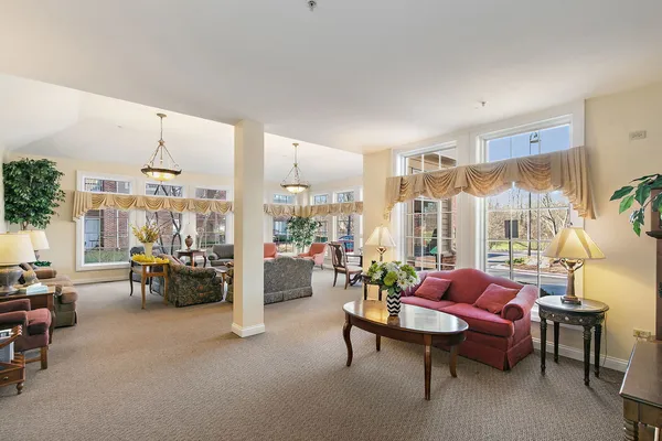 $119,500 | 801 North McLean Boulevard, Unit 156, Elgin, IL 60123