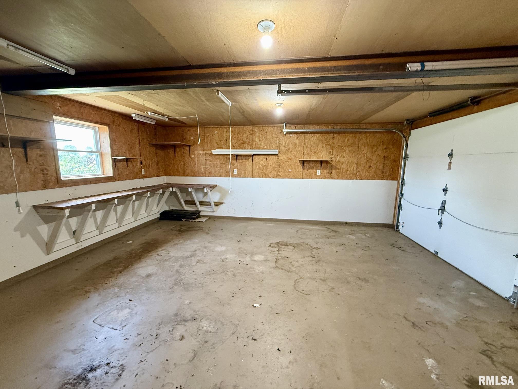 24822 Brookwood Hills Road Athens, IL 62613 - Photo 44 of 58