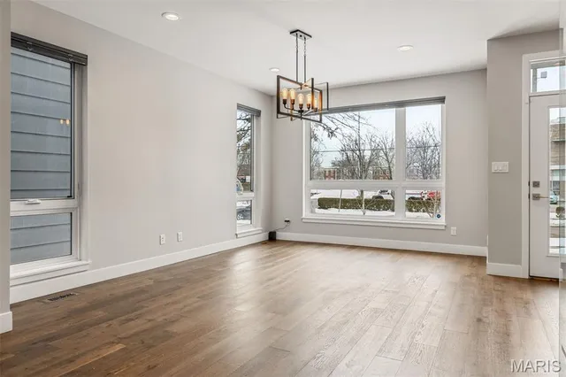 $505,000 | 4326 Vista Avenue, St. Louis, MO 63110