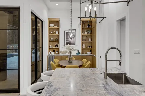 $1,700,000 | 7145 Morningbrook Drive, Montgomery, TX 77316