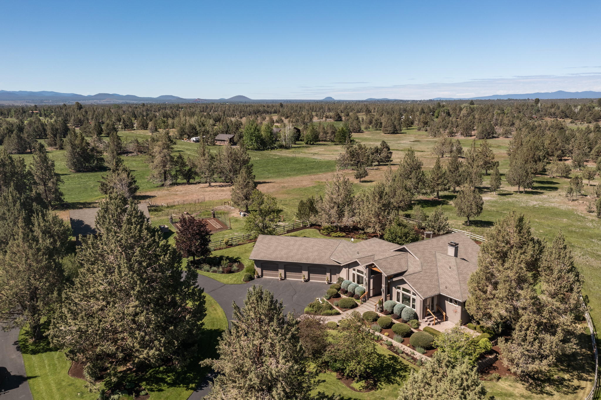 23105 Roland Place Bend, OR 97701 - Photo 46 of 64 2022_06_15_23105_roland_pl-14