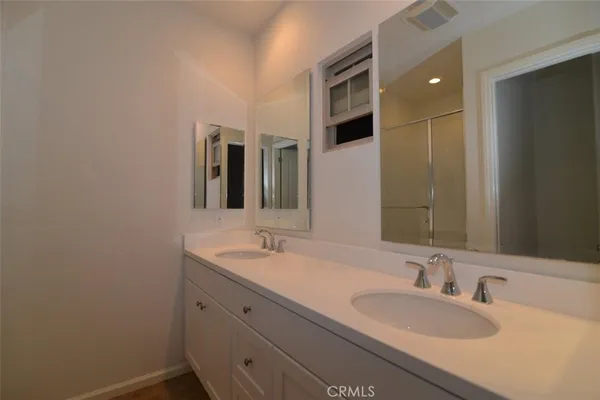 $4,500 | 94 Strawberry Grove, Irvine, CA 92620