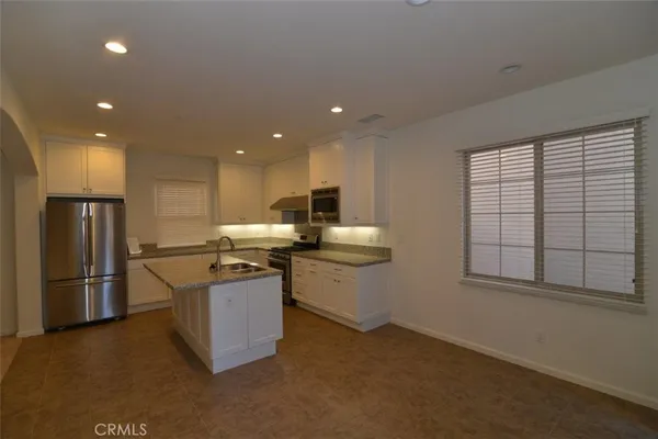 $4,500 | 94 Strawberry Grove, Irvine, CA 92620