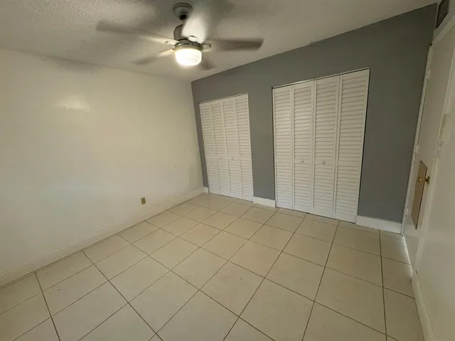 $1,500 | 7797 Golf Cir Drive, Unit 304, Margate, FL 33063