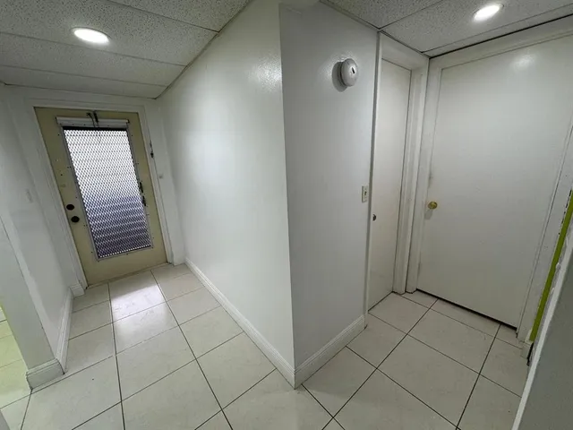 $1,500 | 7797 Golf Cir Drive, Unit 304, Margate, FL 33063