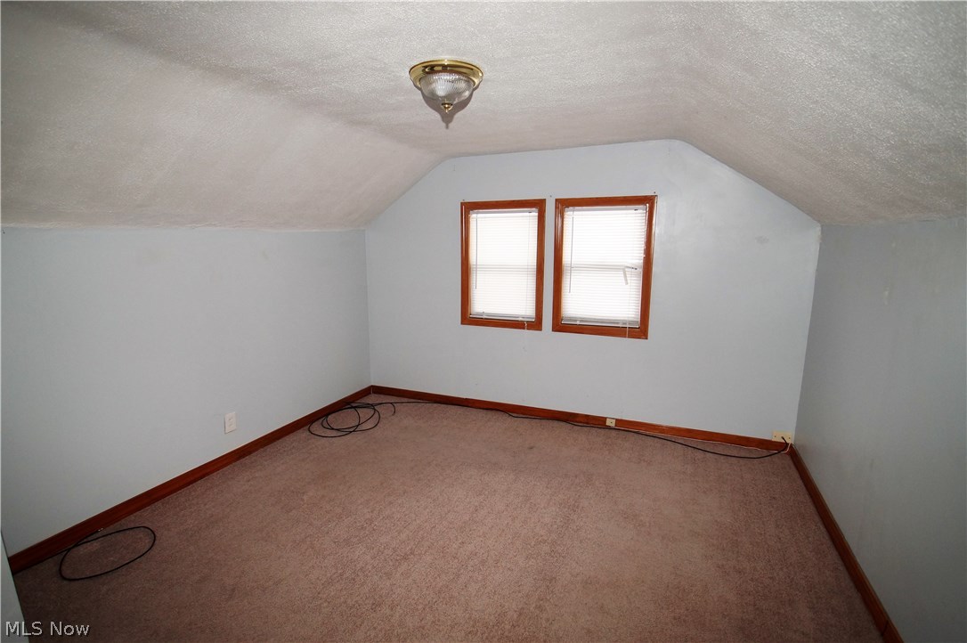 703 Darrow Road Akron, OH 44305 - Photo 16 of 19