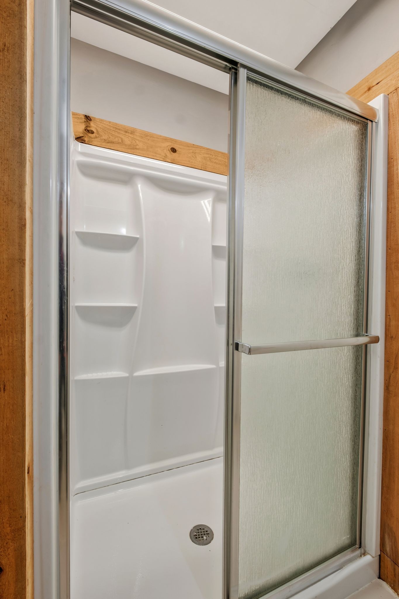 310 Santa Rosa Drive Old Hickory, TN 37138 - Photo 14 of 26 a bathroom with a glass shower door