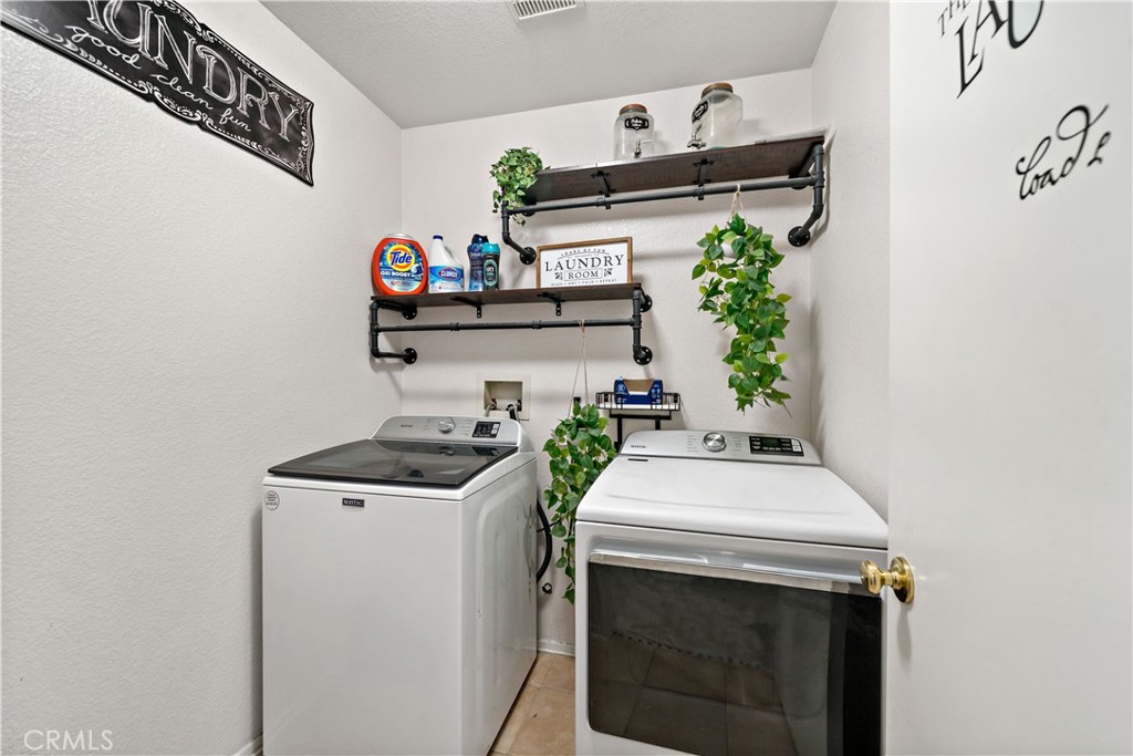 31577 Adour Way Winchester, CA 92596 - Photo 24 of 38