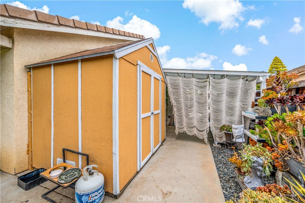 31577 Adour Way Winchester, CA 92596 - Photo 32 of 38