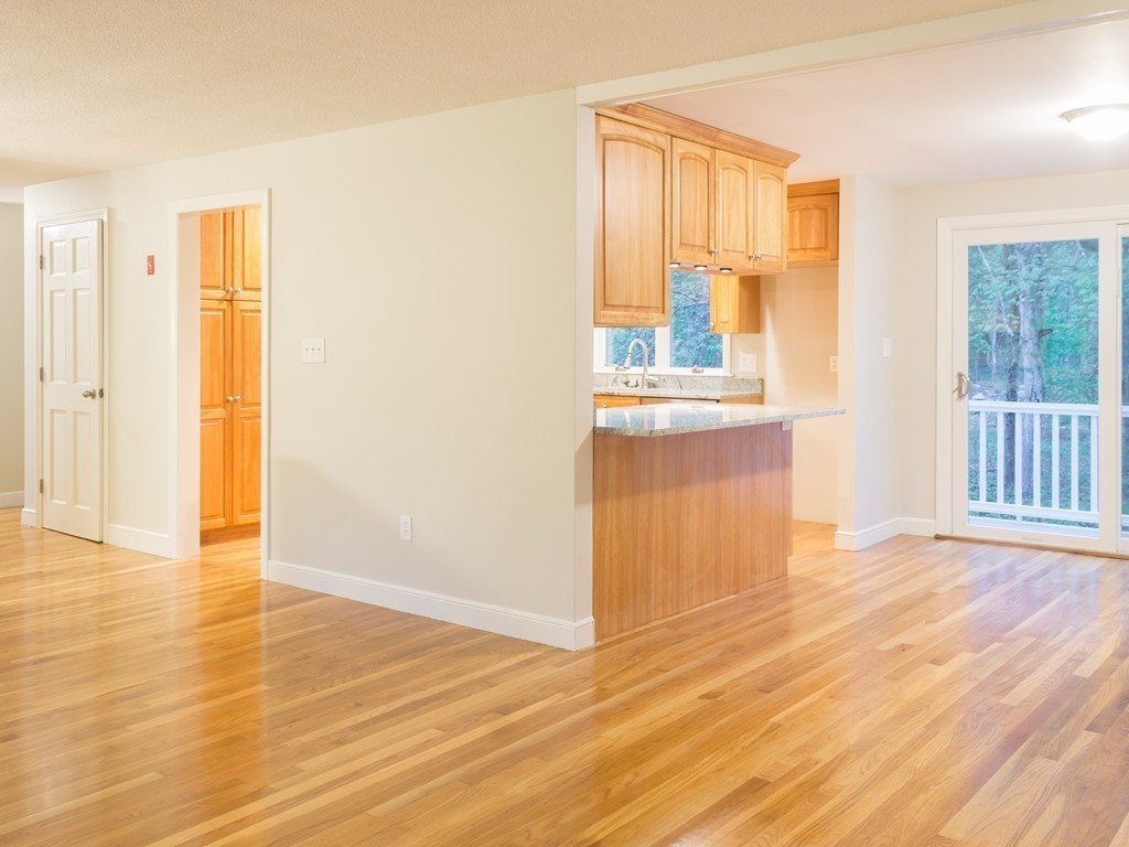 12 Marlyn Road Medfield, MA 02052 - Photo 8 of 29 Gallery Image 8