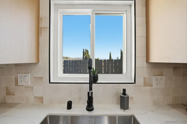 $879,000 | 9789 Lutheran Way, Santee, CA 92071