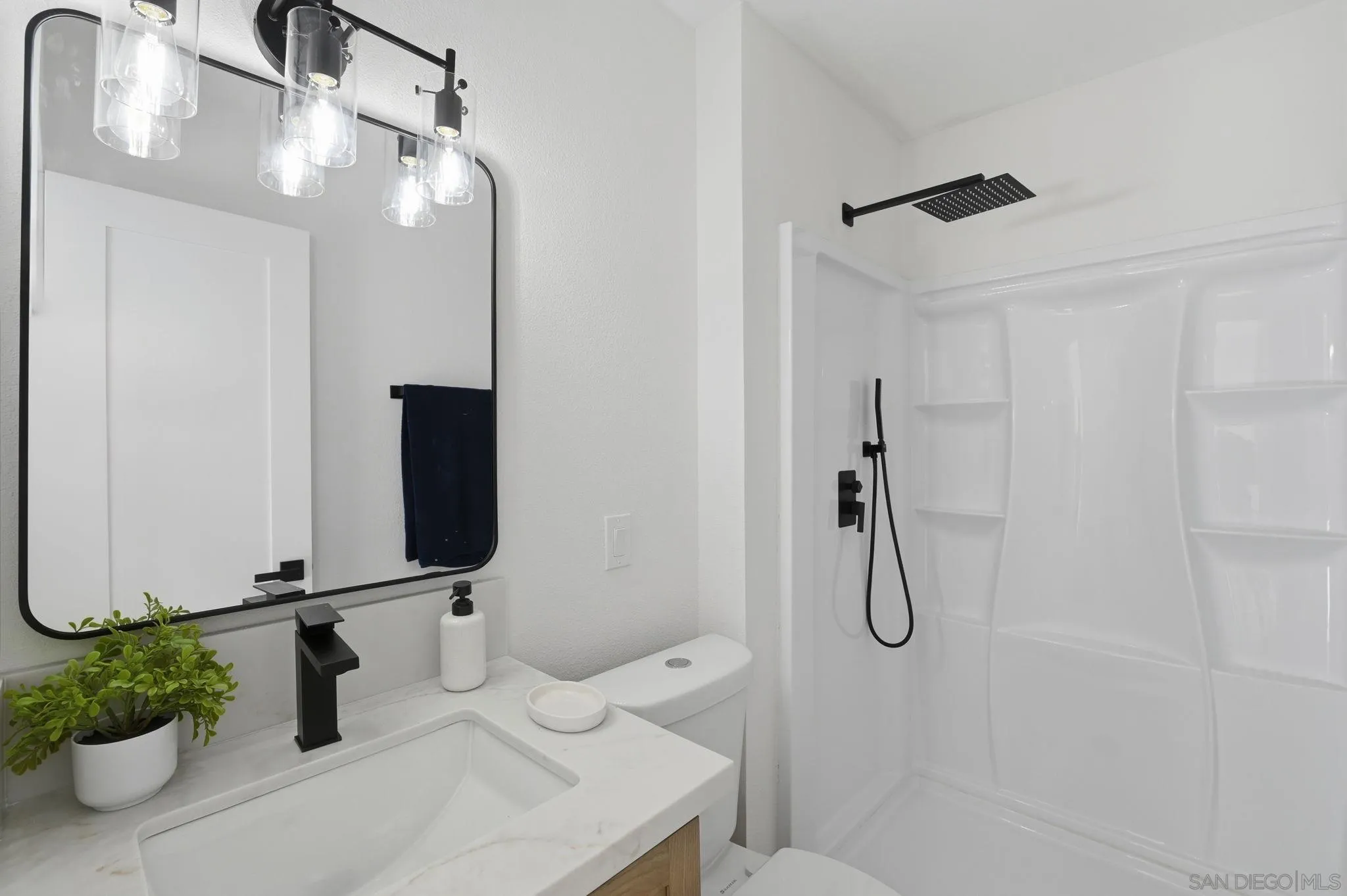 9789 Lutheran Way Santee, CA 92071 - Photo 36 of 45