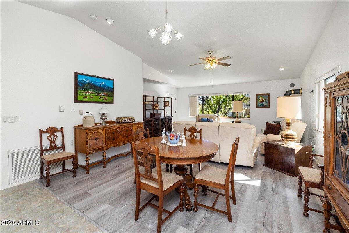 360 Finnie Flat Road, Unit 16 Camp Verde, AZ 86322 - Photo 8 of 31 08-Dining room