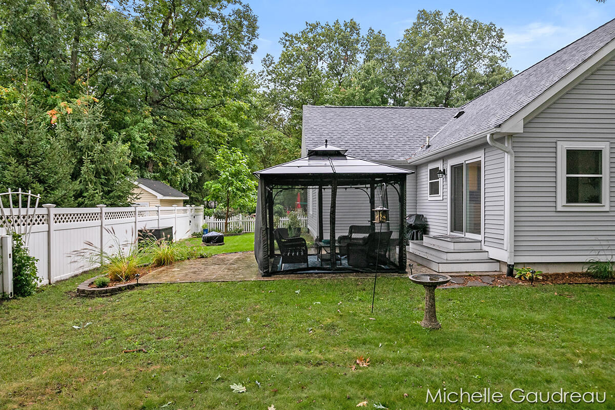 2599 Abbey Road Wayland, MI 49348 - Photo 28 of 48 IMG_1027