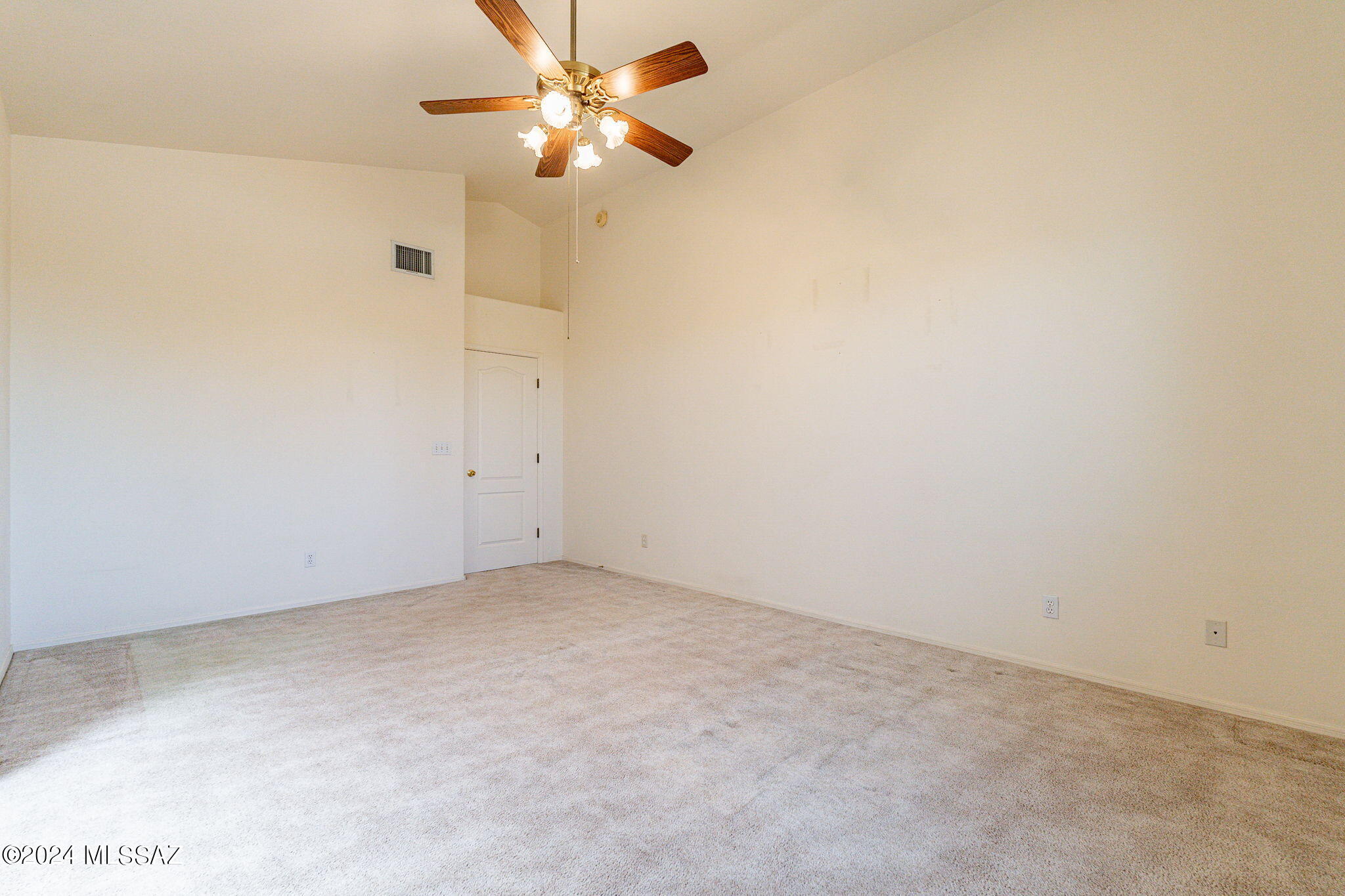 4267 West Bunk House Road Tucson, AZ 85741 - Photo 12 of 26 Gallery Image 12