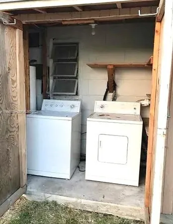 a picture of a room