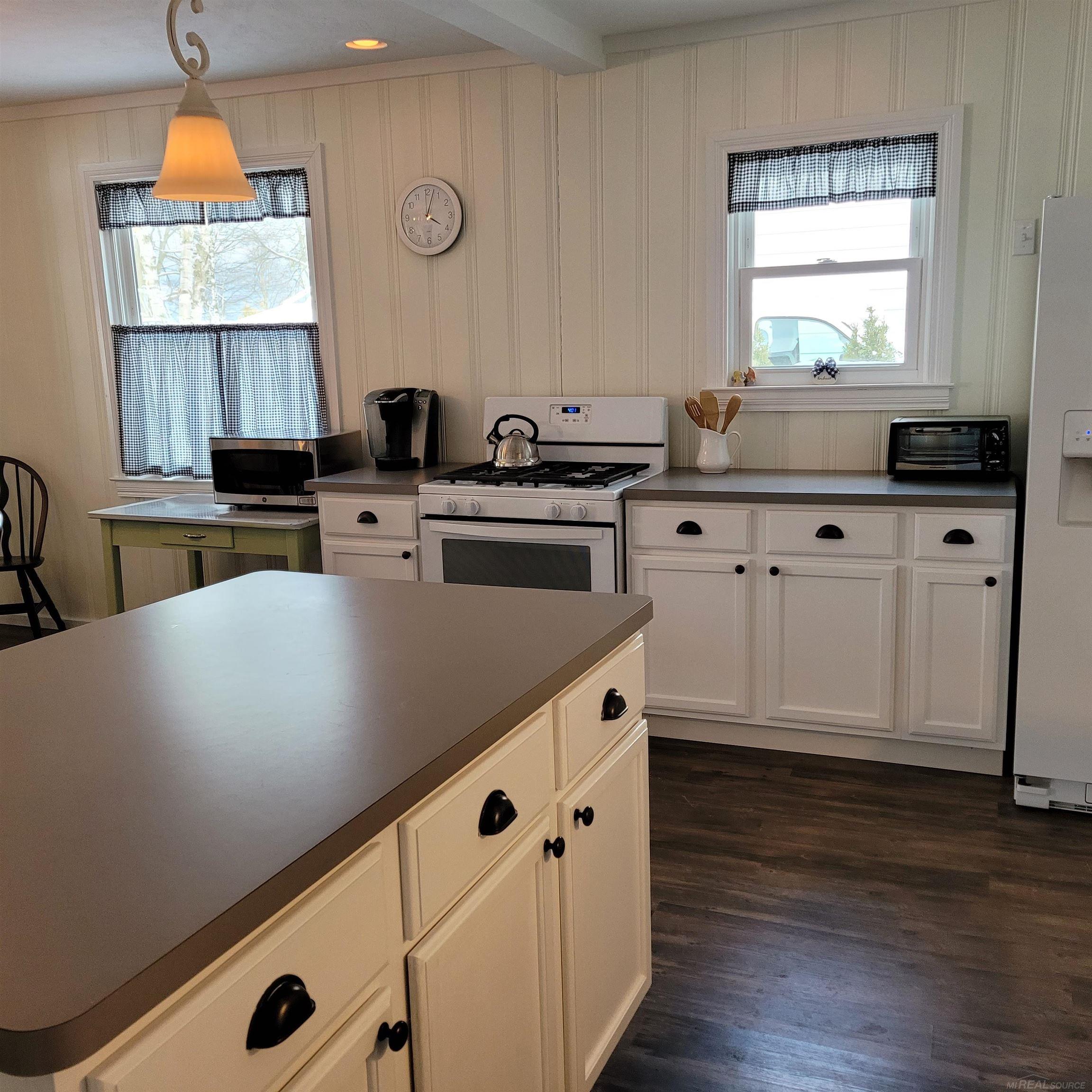 7526 Elmwood Road Lexington, MI 48450 - Photo 12 of 41