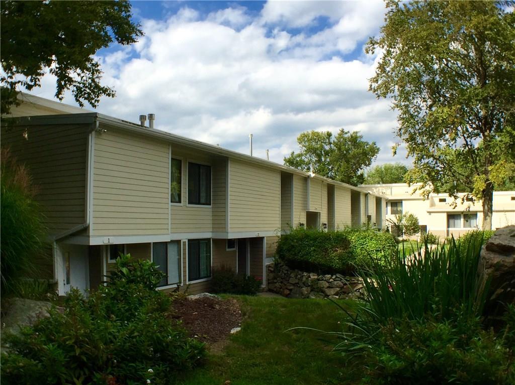 9 Keeler Close, Unit 9 Ridgefield, CT 06877 - Photo 1 of 1 a view of a back yard
