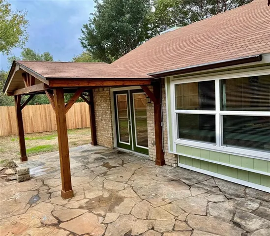 $2,500 | 2610 Kayli Lane, Euless, TX 76039