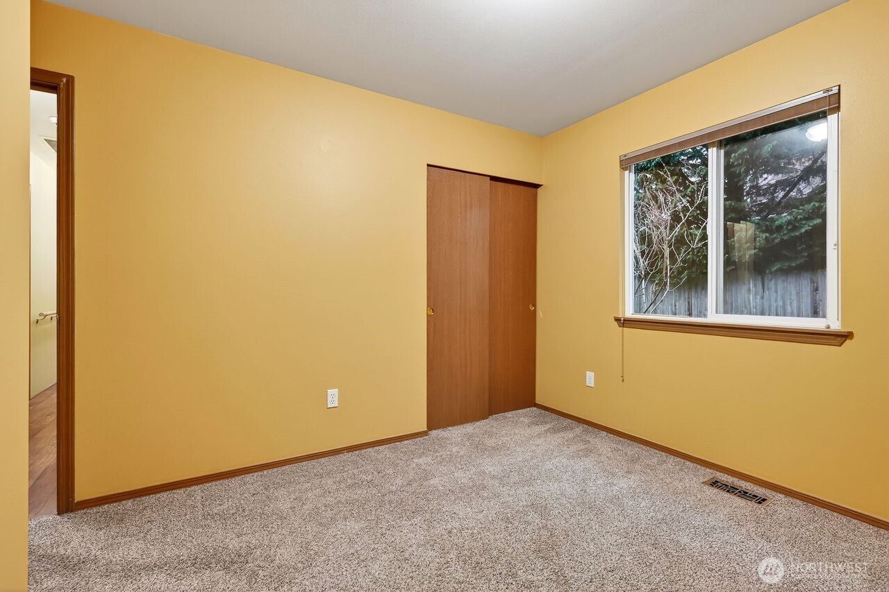 708 Marquette Avenue Snohomish, WA 98290 - Photo 25 of 33 a view of an empty room with a window