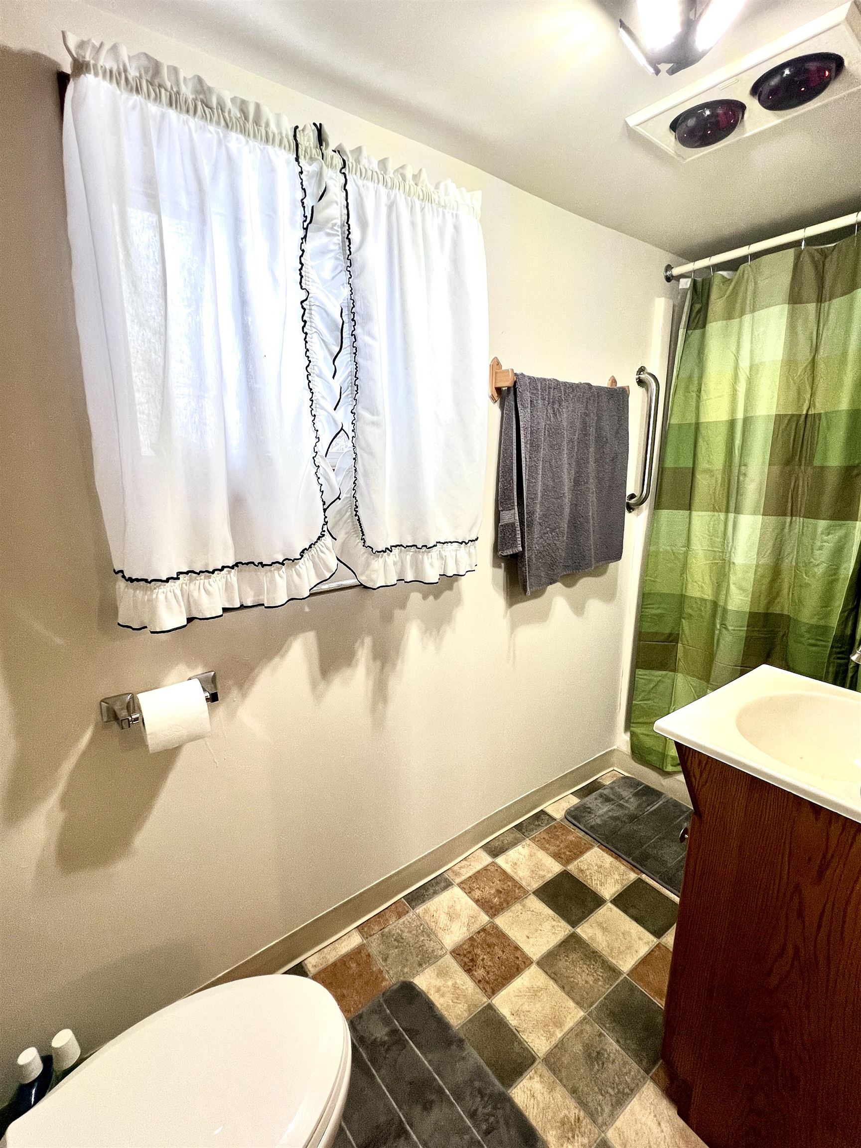 110 3rd Street Elroy, WI 53929 - Photo 16 of 22