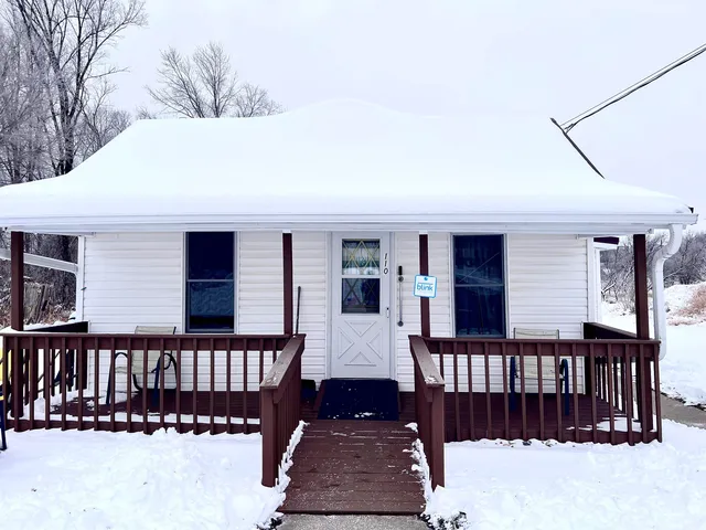 $119,000 | 110 3rd Street, Elroy, WI 53929